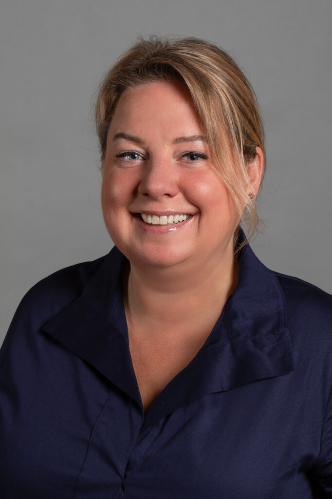 portrait photo of tour guide eva